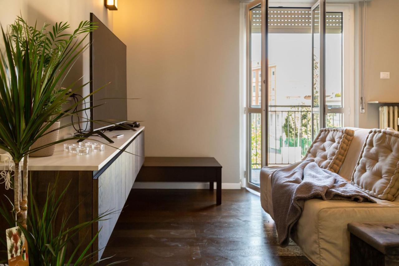 La Preziosa Apartment - By Host4U 帕维亚 外观 照片
